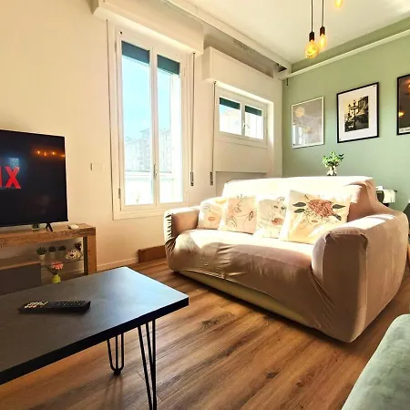 Casa Tardiez 아파트 밀라노